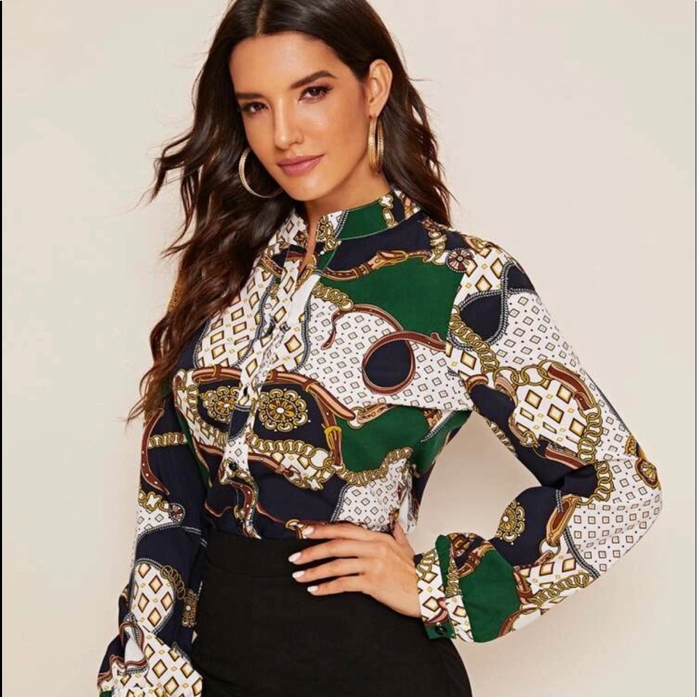 New Blouse M